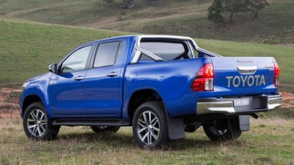 Toyota Hilux 2016