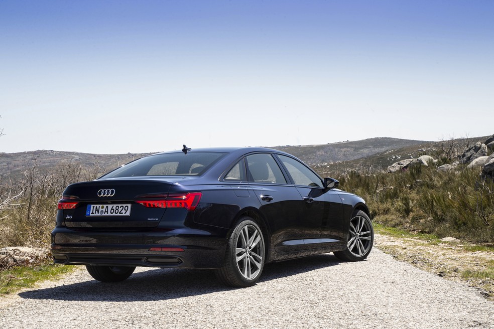 Audi A6 passa a ser oferecido em duas versões no Brasil — Foto: Divulgação