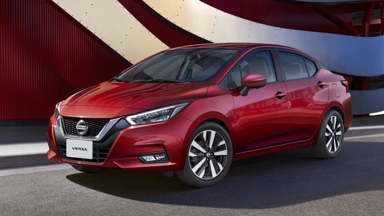 Novo Nissan Versa tem lançamento confirmado ainda para 2020