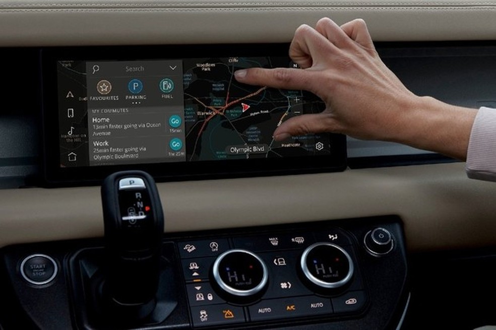 Central multimídia tem recursos de um bom smartphone (Foto: Divulgação) — Foto: Auto Esporte