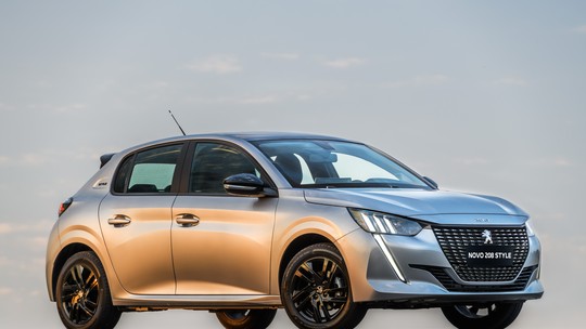 Peugeot 208 2024 fica até R$ 12 mil mais caro desde o lançamento
