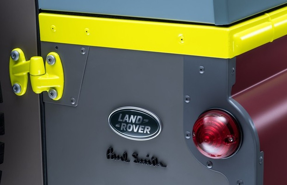 Land Rover Defender Paul Smith (Foto: Divulgação) — Foto: Auto Esporte