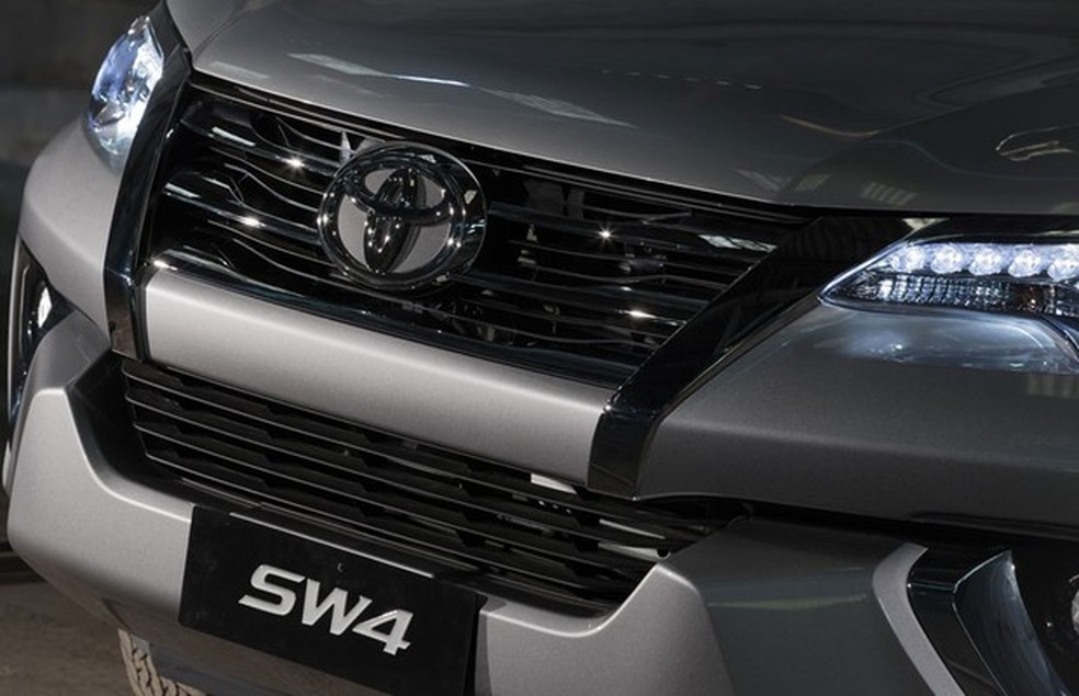 Toyota SW4 2016 (Foto: Divulgação) — Foto: Auto Esporte