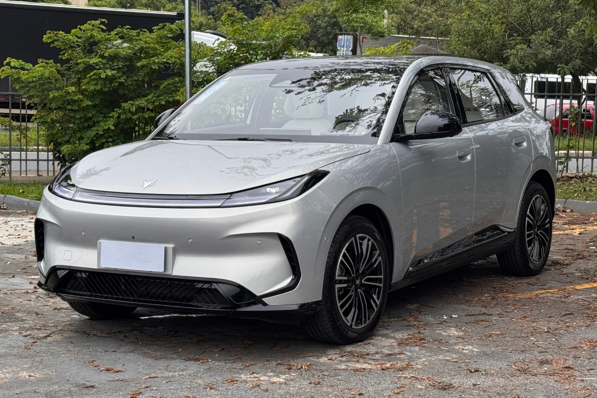 Baic Arcfox T1: preços, versões, equipamentos e autonomia do hatch elétrico