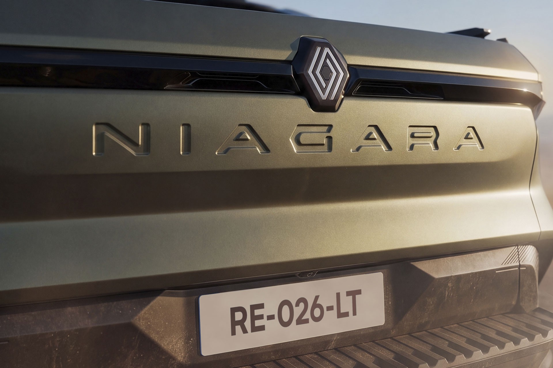 Renault Niagara tem nome e data de lançamento confirmados contra Fiat Toro