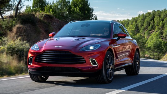 Aston Martin faz recall em carro de quase R$ 1 milhão após esquecer espuma do acabamento