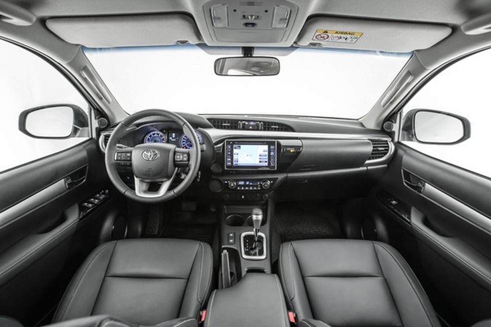 Toyota apresenta Hilux com motor flex no Brasil (Foto: Divulgação) — Foto: Auto Esporte