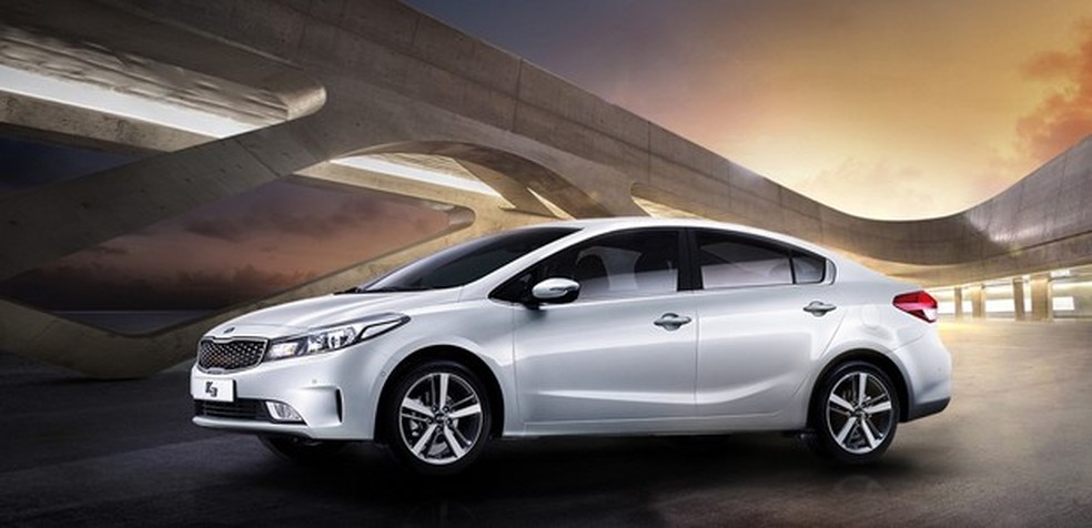Kia Cerato 2016 (Foto: Divulgação) — Foto: Auto Esporte