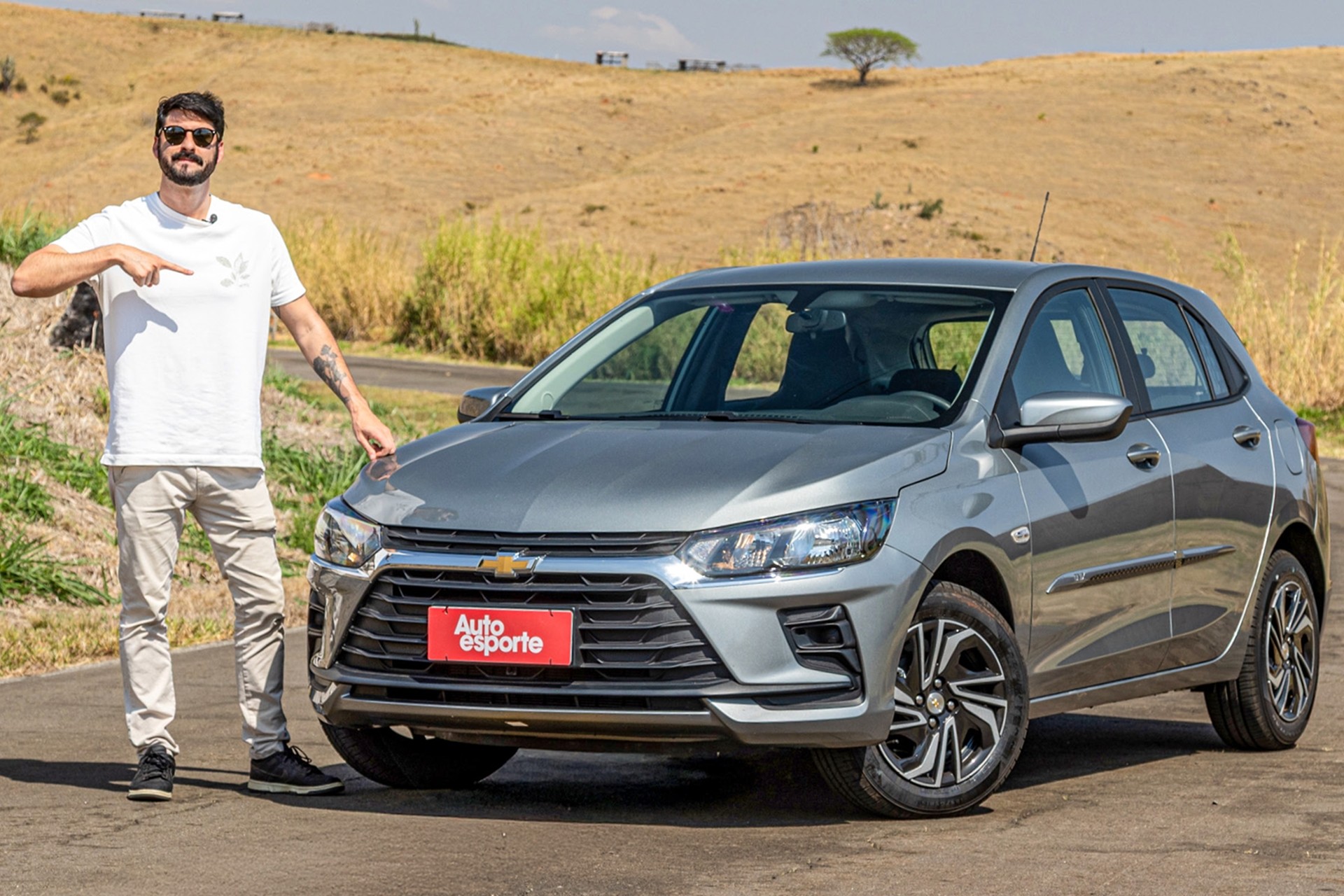 Vídeo: Chevrolet Onix 1.0 MT 2026, versão básica de R$ 100 mil faz 19,7 km/l