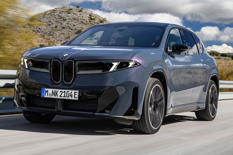 BMW iX3 50 xDrive 2025