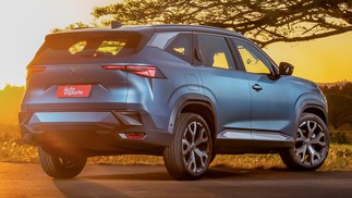Renault Boreal Iconic - traseira diagonal — Foto: Renato Durães/Auto News Brasil