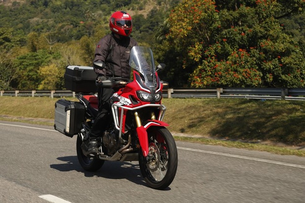 Honda Africa Twin (Foto: Antonio Scorza/ Agencia O 3PWEB) — Foto: Auto Esporte