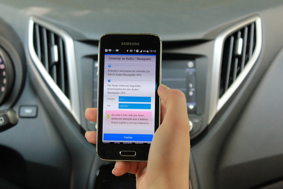 Aplicativo para conexão do Car Link mostra rede do celular, senha e avisa sobre aumento do gasto de bateria 
