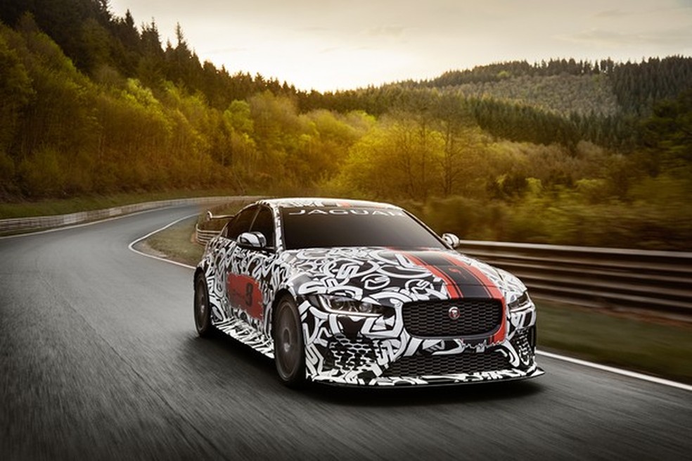 Jaguar XE SV Project 8 (Foto: Divulgação) — Foto: Auto Esporte