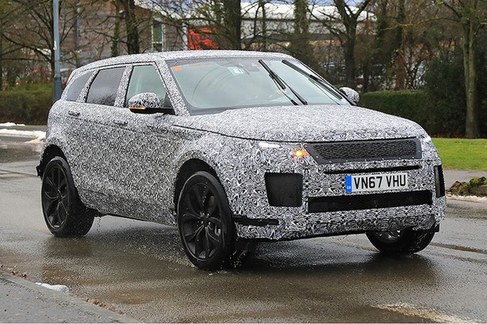 Novo Range Rover Evoque é flagrado em testes (Foto: Automedia) — Foto: Auto Esporte