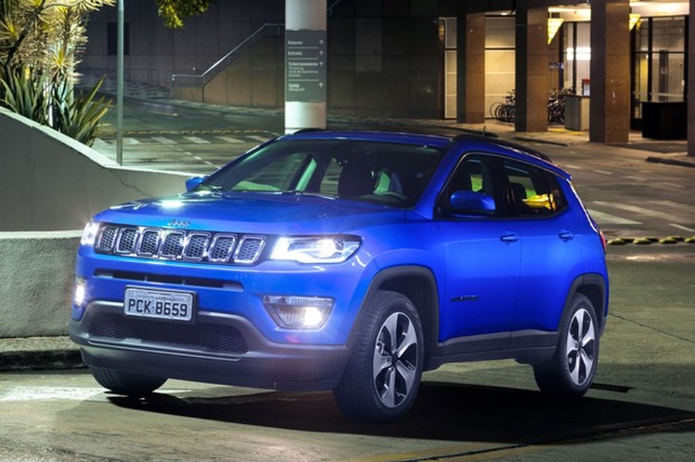 Jeep Compass Longitude flex (Foto: Divulgação) — Foto: Auto Esporte
