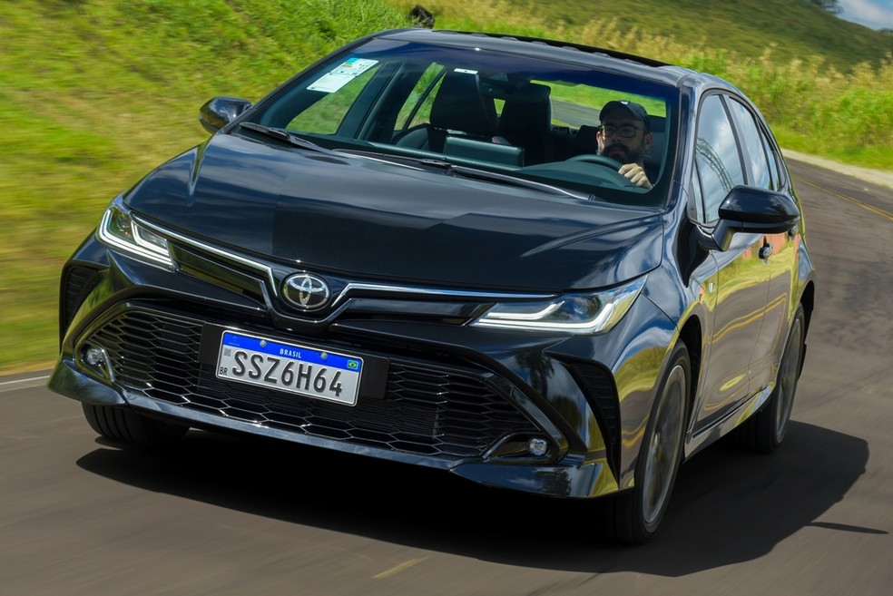 Toyota Corolla GR-S teve um pequeno decréscimo de 2 cv de potência indo para 175 cv — Foto: Murilo Góes