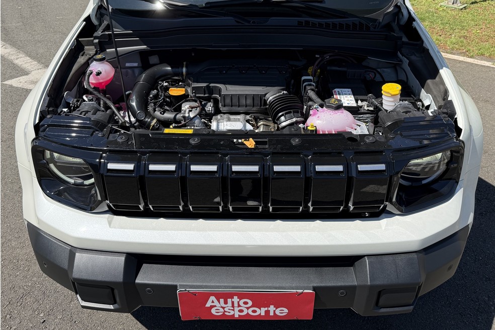 Como o motor do Jeep Renegade 2027 combinou com o sistema híbrido? Descobrimos na prática — Foto: Cauê Lira/Auto News Brasil
