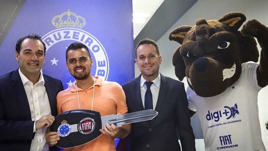 Fiat não deve renovar patrocínio com o Cruzeiro depois do rebaixamento no Campeonato Brasileiro