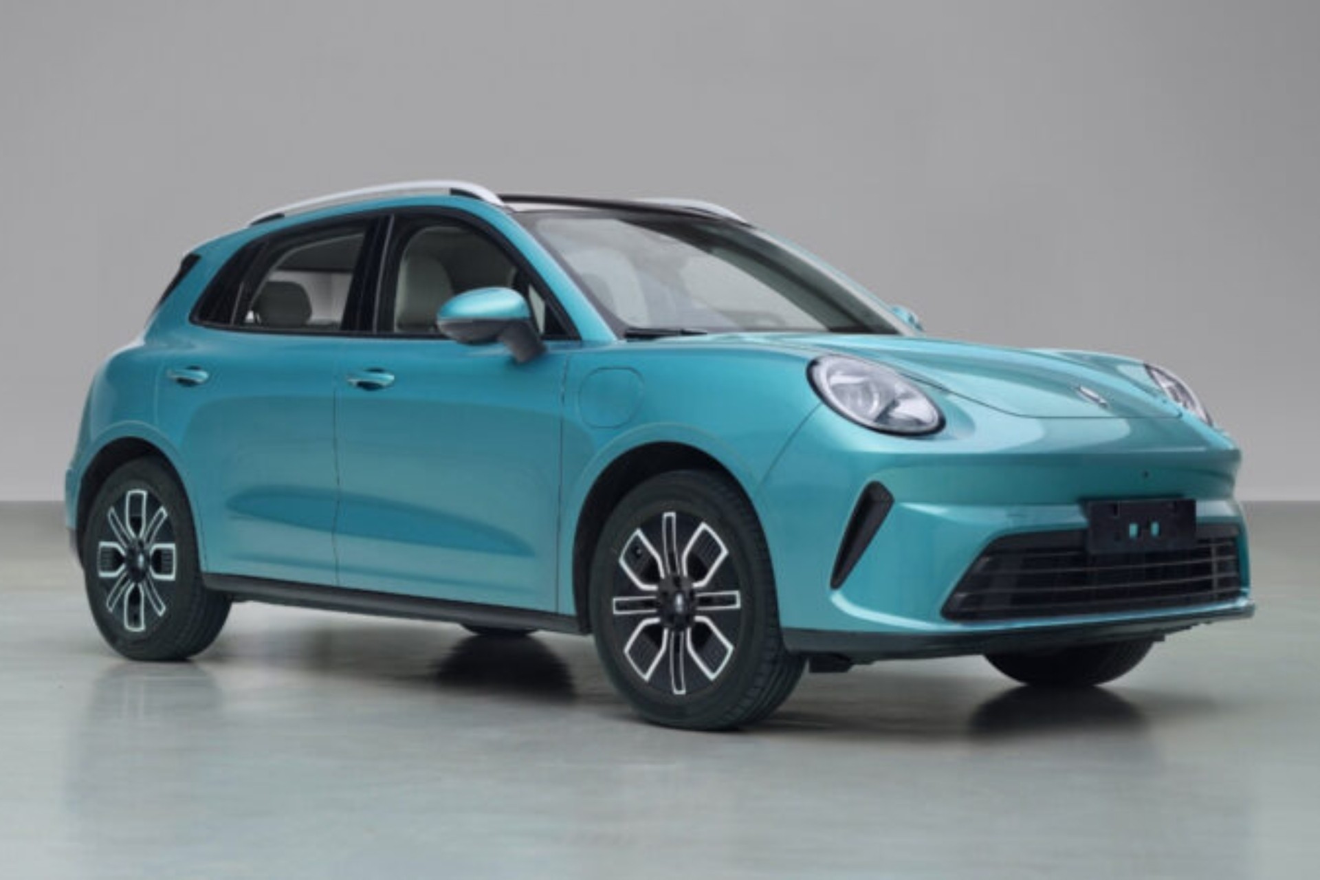 GWM vai além e cria SUV elétrico com porte de Taos baseado no Ora 03