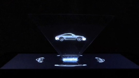 Porsche cria holograma para 911