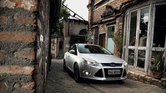 Prestes a mudar, Ford Focus tem descontos de até R$ 12 mil