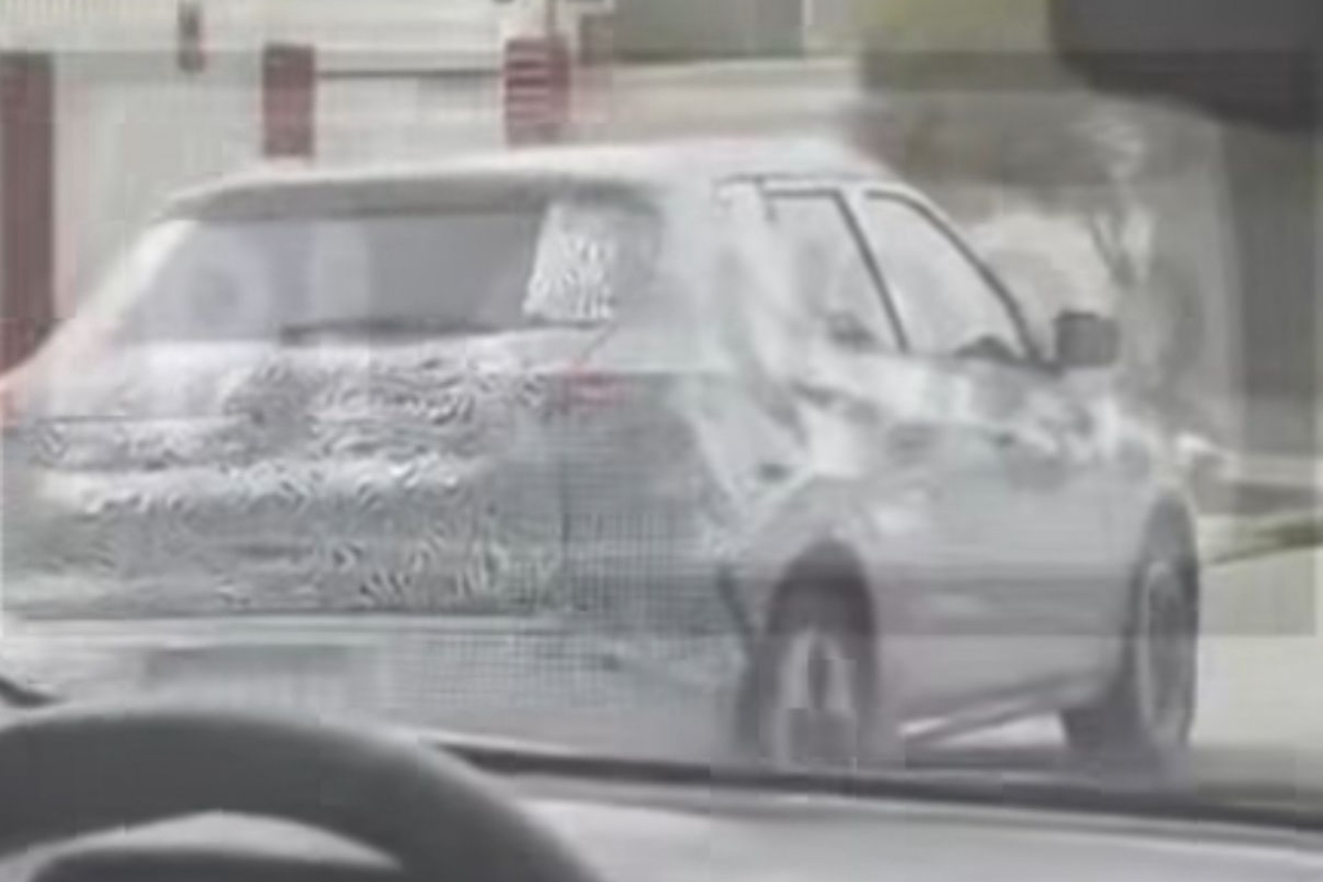 Flagra: novo SUV da Nissan terá truques para se diferenciar do Kicks Play