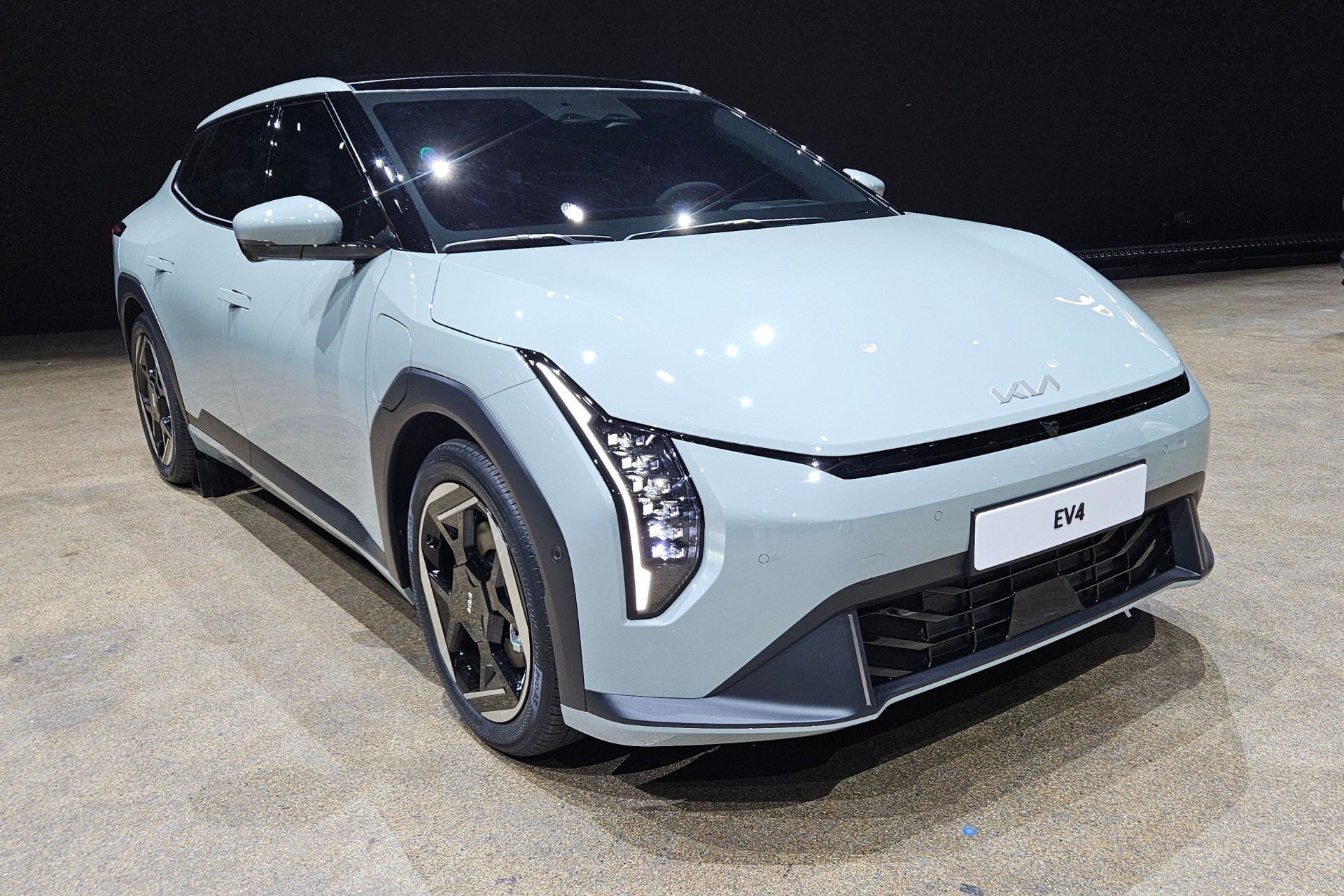 Kia EV4: “Cerato” elétrico pode vir ao Brasil para dar futuro aos sedãs