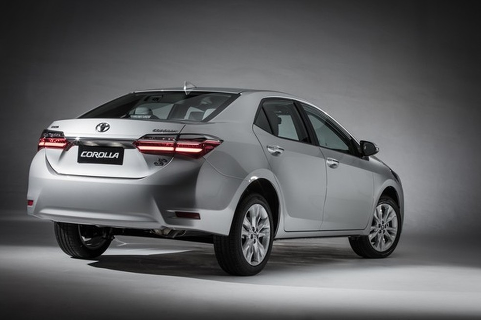 Toyota Corolla XEi (Foto: Divulgação) — Foto: Auto Esporte