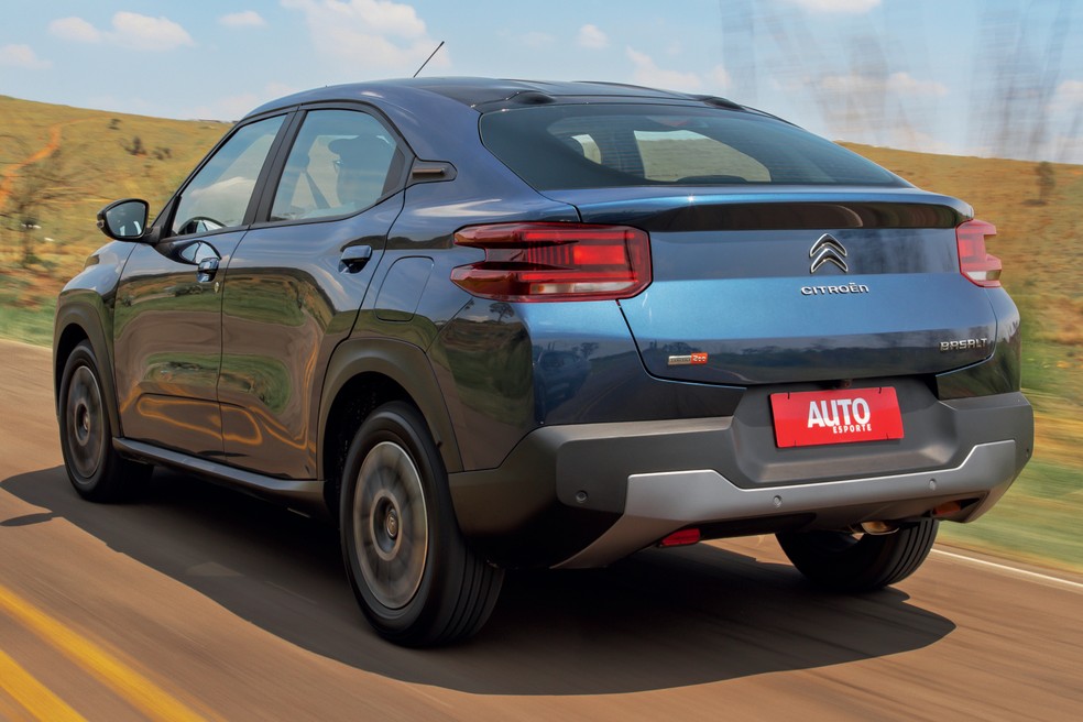 Citroën Basalt estreará uma série especial chamada Dark Edition — Foto: Renato Durães/Auto News Brasil