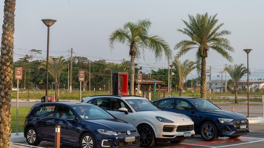 Parceria entre alemãs vai entregar 30 carregadores elétricos ultrarrápidos até o fim de 2022